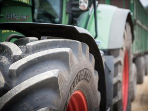 Tracteurs, remorques, outils... Ils volent pour 500 000 euros de matériels agricoles dans plusieurs départements en quelques mois