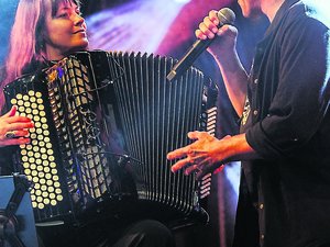 Retour festif pour les Bastides en Meule Bleue : toutes les dates et les concerts au programme en 2026 à Villefranche-de-Rouergue