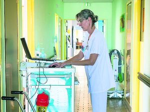 "Une avancée majeure pour la profession" : vaccin, prescription, soin... ce qui va changer pour le métier d'infirmière, au 1er janvier 2026