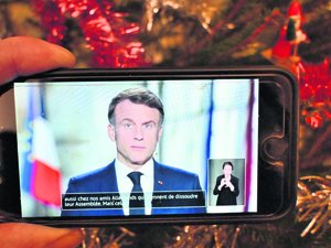 Europe, fin de vie, Service national, utilisation des écrans... Que va dire Emmanuel Macron lors de ses vSux aux Français ce 31 décembre ?