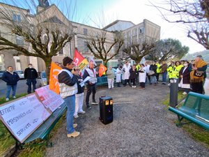 La grève est lancée à l'hôpital pour défendre la biologie et les urgences de nuit dans cette commune de l'Aveyron