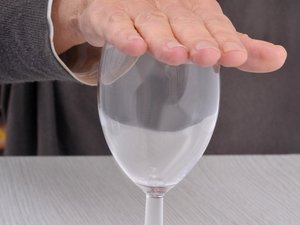 Quels sont ces cinq conseils pour réussir à ne pas consommer d'alcool durant le mois de janvier ?