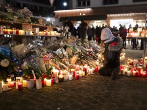 VIDEO. Drame de Crans-Montana : combien de morts "par négligence" et pourquoi dans le bar en flammes la nuit du Nouvel an ? L'enquête est ouverte