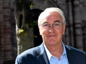 Dermatose nodulaire : la Coordination rurale de l'Aveyron vise la permanence de Jean-François Rousset, le député déplore des "actes de violence"