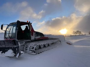 "Une belle poudreuse bien fraîche" : après Laguiole il y a quelques jours, la station de Brameloup ouvre à son tour son domaine skiable