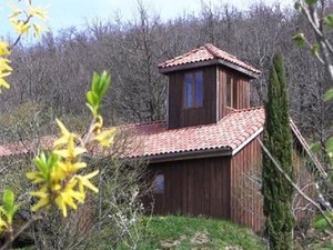 "Les édifices sont en zone non constructible" : l'Ordre des Esséniens bientôt mis à la porte de son "village sacré" en Aveyron ?