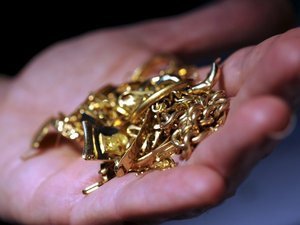 GRAND FORMAT. "C'est le retour de la ruée vers l'or !" : le métal jaune n'en finit plus de séduire les épargnants, notamment à Rodez et en Aveyron