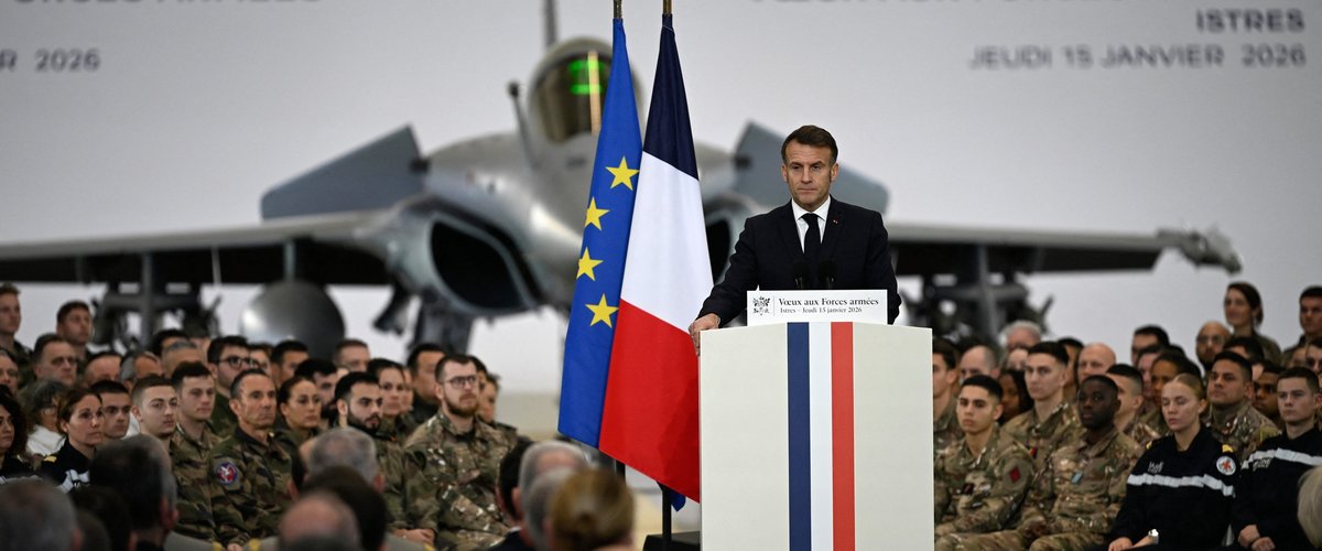 "Nous Français, sommes là pour agir, agir, pour ‍prendre l’initiative" : ce qu’il faut retenir des vœux d’Emmanuel Macron devant l’armée française