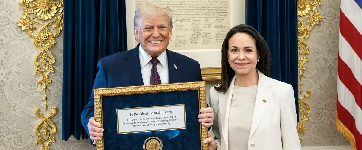 María Corina Machado a "offert" sa médaille du prix Nobel ⁠de la paix à Donald Trump : la récompense peut-elle être transférée ?