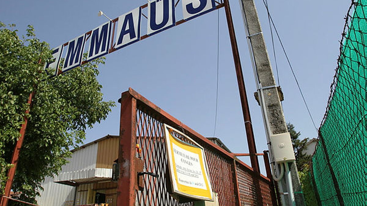 La communauté d’Emmaüs de l'Aveyron au soutien de sa directrice, placée en garde à vue