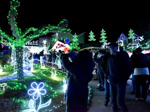 Près de 10 000 visiteurs pour cette magnifique maison de l'Aveyron décorée pour Noël