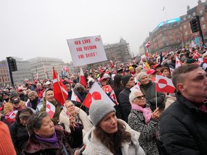 "Make America Go Away !" : des milliers de manifestants au Danemark pour se dresser contre les ambitions de conquête du Groenland de Donald Trump