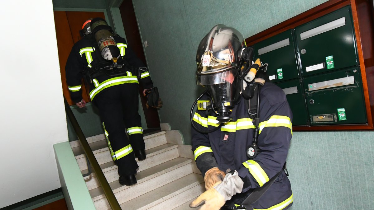 L’appartement du 5e étage s’effondre sur celui du dessous lors d’une soirée : au moins 19 blessés dont un grave à Paris