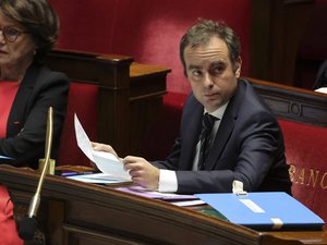 Budget 2026 : Sébastien Lecornu aurait fait le choix d'utiliser le 49.3 pour adopter le texte, sa prise de parole très attendue ce lundi