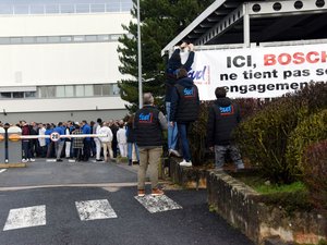"A Onet, on est les prochains" : les salariés aveyronnais de Bosch "sous le choc" après l'annonce de la fermeture de deux sites en France