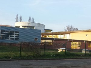 Sa fille constamment harcelée dans ce collège d'Occitanie, le père devenu "hystérique" voulait y "couper des têtes" : un an de prison avec sursis