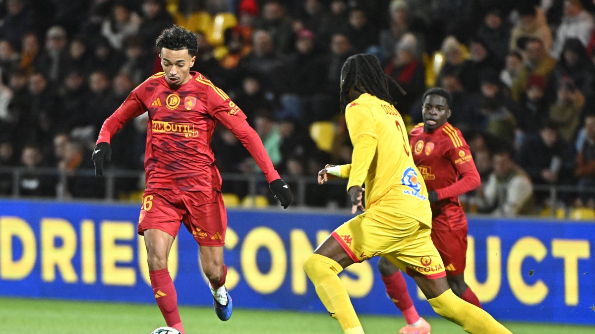 Football : "Il faut produire un football joyeux, enthousiaste", prône Samy Benchamma avant le déplacement de Rodez à Nancy