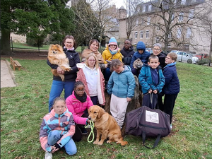 "Les bienfaits sont multiples" : la médiation animale pour le bien-être des écoliers, exemple dans cette école de Rodez