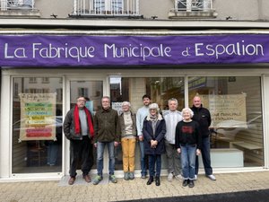 Municipales 2026 en Aveyron : inauguration du local de "la Fabrique municipale d'Espalion", qui peaufine aussi sa liste