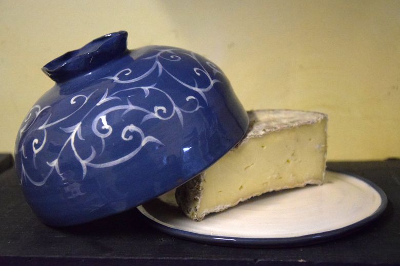 Les céramiques de Christine de Boissieu expriment avant toute douceur et délicatesse.