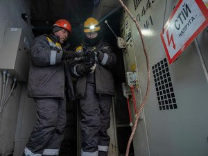 "Il y a actuellement à Kiev 1 676 grands immeubles privés de chauffage" : Zelensky réclame plus de munitions antiaériennes face aux frappes russes