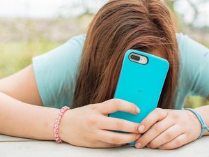 Interdiction des réseaux sociaux aux moins de 15 ans : lesquels seront concernés, à partir de quand, comment vérifier l'âge, les questions qui se posent dans le texte examiné à l'Assemblée