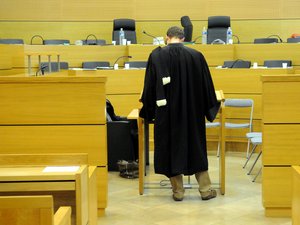 "Vous confondez votre nièce et votre compagne ?" : à Rodez, l'oncle incestueux condamné à de la prison ferme