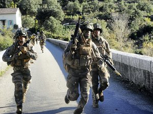 Hélicoptères, fusiliers marins, parachutistes : 700 militaires bientôt mobilisés pour un exercice de grande ampleur en Aveyron et en Lozère