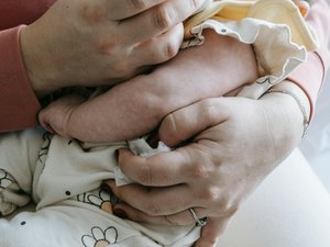 "Fabriqué en France", mais contaminé par un produit venu de Chine : un nouveau rappel concernant le lait infantile, et un dépôt de plainte