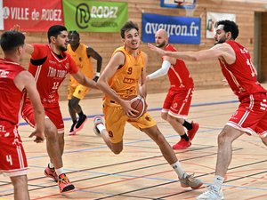 Basket-ball : à Rodez, la jeunesse apprend dans le dur