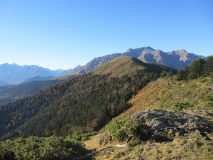 Disparition inquiétante d'une randonneuse dans les Pyrénées : son conjoint est inculpé pour meurtre 17 ans après