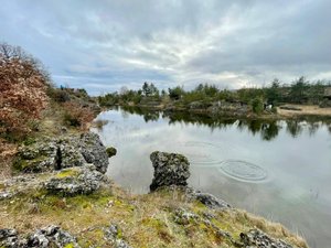 C'est comme un Beyrouth ou un Palavas-les-Flots automobile : 40 minutes de bouchons pour aller voir le week-end ce lac fantôme du Larzac