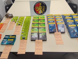 Deux hommes interpellés après avoir volé... 1 000 ¬ en lames de rasoir dans un supermarché