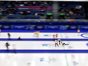 JO d'hiver 2026 : curling, saut à ski, skeleton, patinage de vitesse, bobsleigh... voici les épreuves au programme de ce 13 février