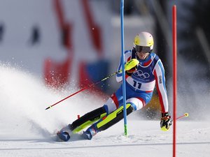 JO d'hiver 2026 : demi-finales de hockey, ski alpin, un couple français en patinage artistique, le programme complet de lundi 16 février