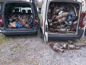 Ils ciblaient les véhicules utilitaires : un réseau national de voleurs de pots catalytiques démantelé