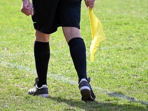 Football : en Aveyron, les arbitres ont désormais leur coupe !