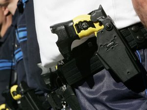 Un forcené armé à Rodez, trois coups de taser : le sang-froid des policiers salué au tribunal