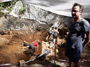 Plus de 800 000 téléspectateurs pour "Dans la peau des premiers paysans français" sur France 5, qui mettait à l'honneur la grotte de Foissac