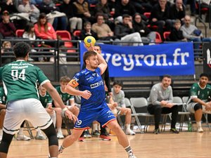 Handball : "Il vaut mieux réagir avant d'avoir la pression", le capitaine du Roc Robin Besset se livre avant le déplacement à Lyon-Caluire