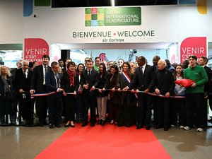 Salon de l'Agriculture 2026 : colère paysanne, divisions syndicales, dermatose, Mercosur... Emmanuel Macron lance, sous tension, la 62e édition