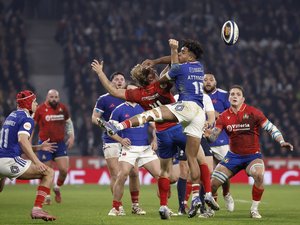 Tournoi des VI Nations : la France poursuit sa route vers le Grand chelem en battant l'Italie avec le bonus