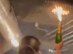 Drame de Crans-Montana : une nouvelle vidéo montre le moment exact où le plafond de mousse a pris feu