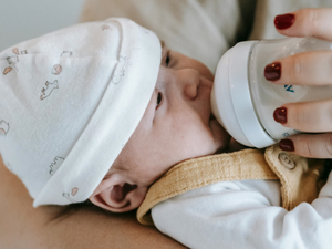 Laits infantiles contaminés : un premier cas d'intoxication à la toxine céréulide confirmé chez un bébé en France