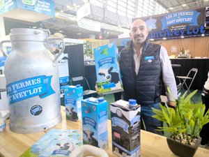 "On est le petit poucet du monde laitier" : loin de la crise, la petite coopérative CantAveyLot a tout d'une grande au Salon de l'agriculture
