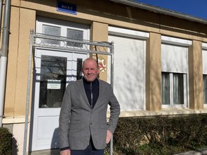 Municipales 2026 : pour André At, à Crespin, « il faut aimer les gens et être prêt à les aider »