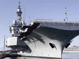 Guerre en Iran : pourquoi Emmanuel Macron envoie des renforts et le porte-avions Charles-de-Gaulle vers le Moyen-Orient ?