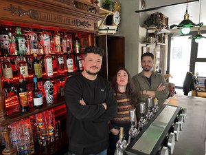 Le "bar de copains" le Bartass ouvre rue de Bonald à Rodez pour "créer du lien social"
