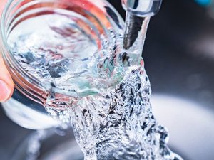 Municipales 2026 : à Millau, la question de l'eau divise les candidats