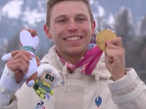 VIDÉOS. Jeux paralympiques d'hiver 2026 : Arthur Bauchet décroche enfin son or, de l'argent et du bronze en plus pour les Français